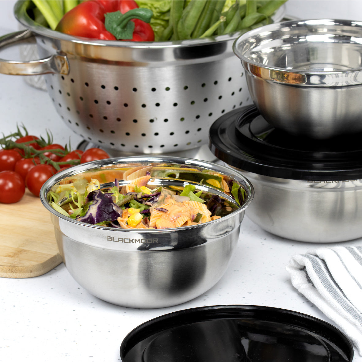 Set of 3 Stainless Steel Bowls with Lids