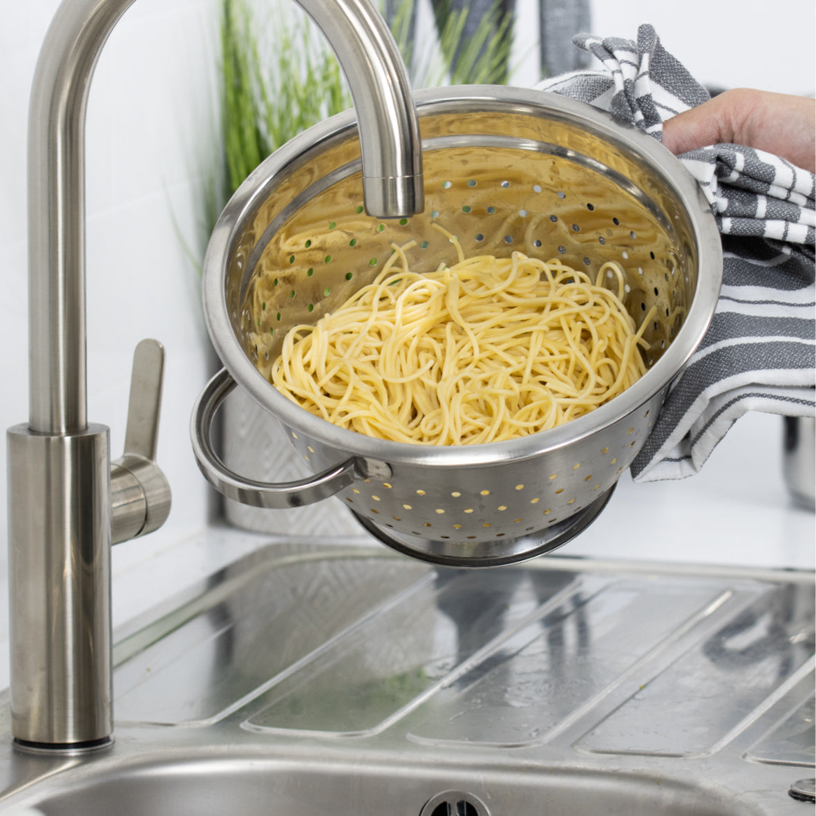 Stainless Steel 24cm Colander