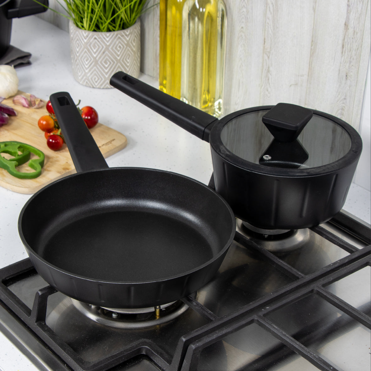 Neuvo 2-Piece Frying Pan & Saucepan Set