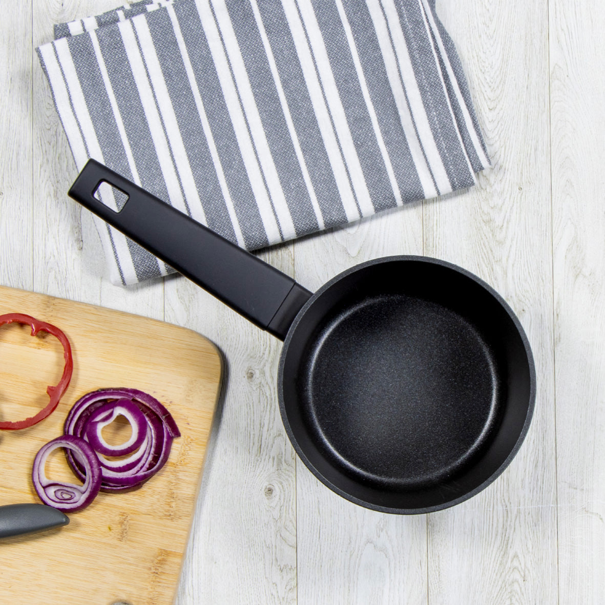Neuvo 2-Piece Saucepan Set