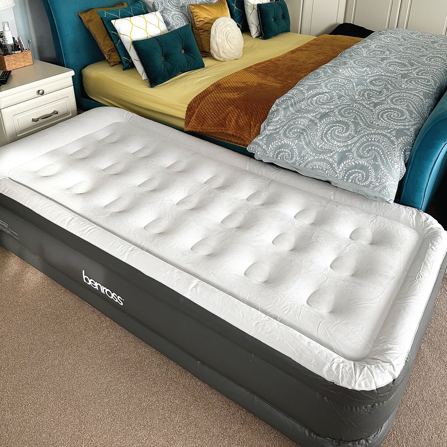 High Raised Single Air Bed with Built in Pump