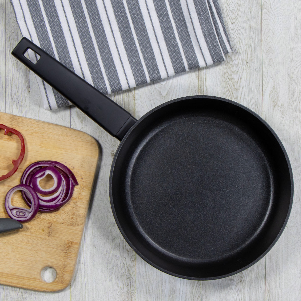 Neuvo 24cm Non Stick Frying Pan