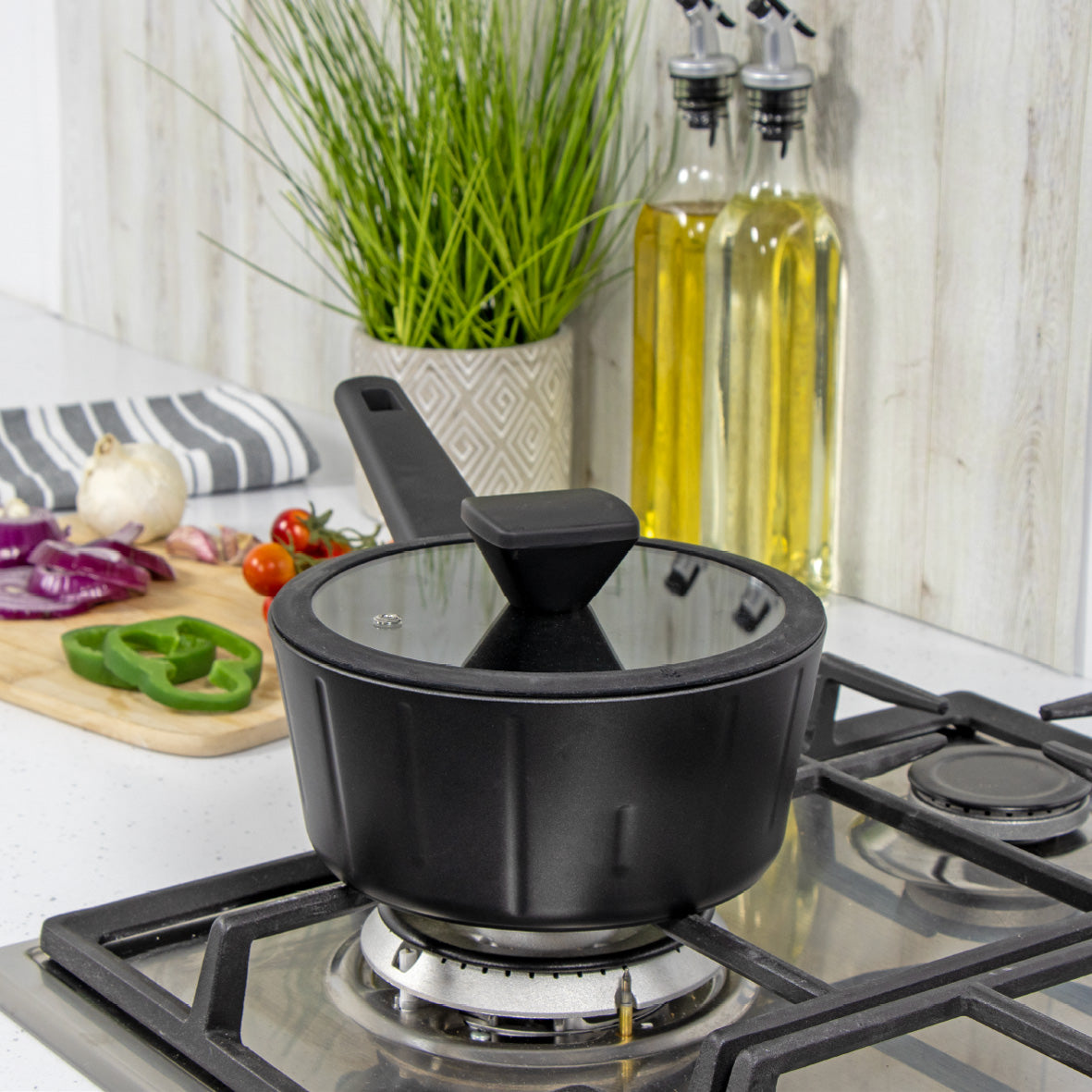 Neuvo 18cm Non Stick Saucepan with Lid