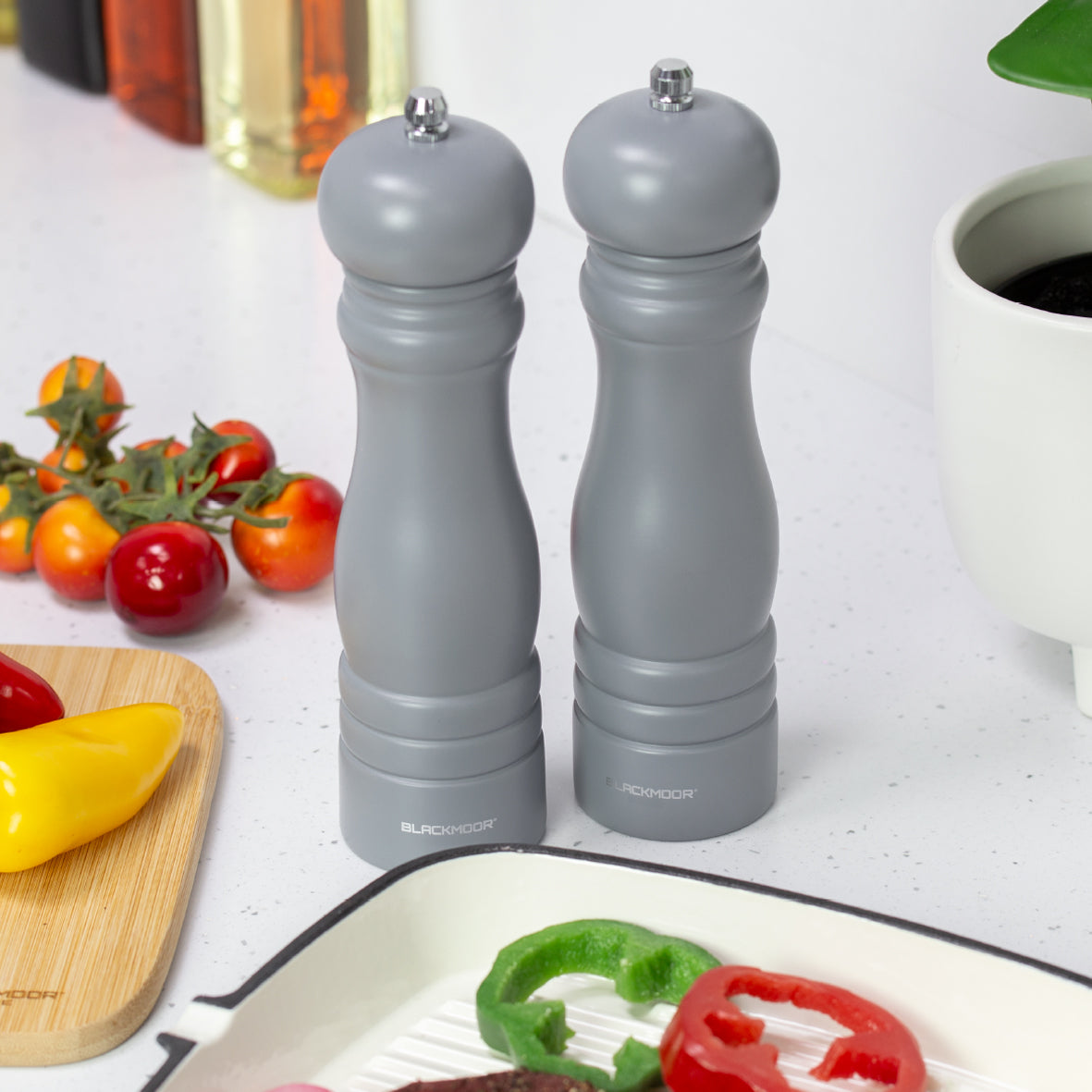 Manual Salt And Pepper Mills - Grey