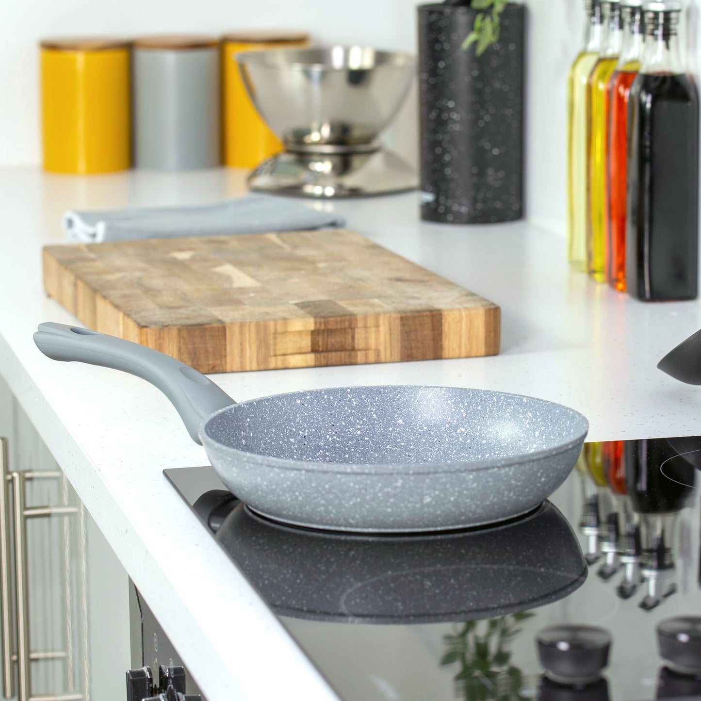 Classic 24cm Grey Non Stick Frying Pan