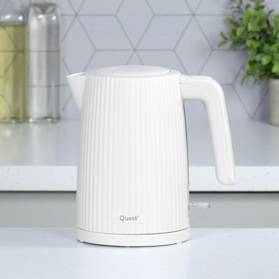 1.5L Kettle & 2 Slice Toaster Set - White Grooved Design