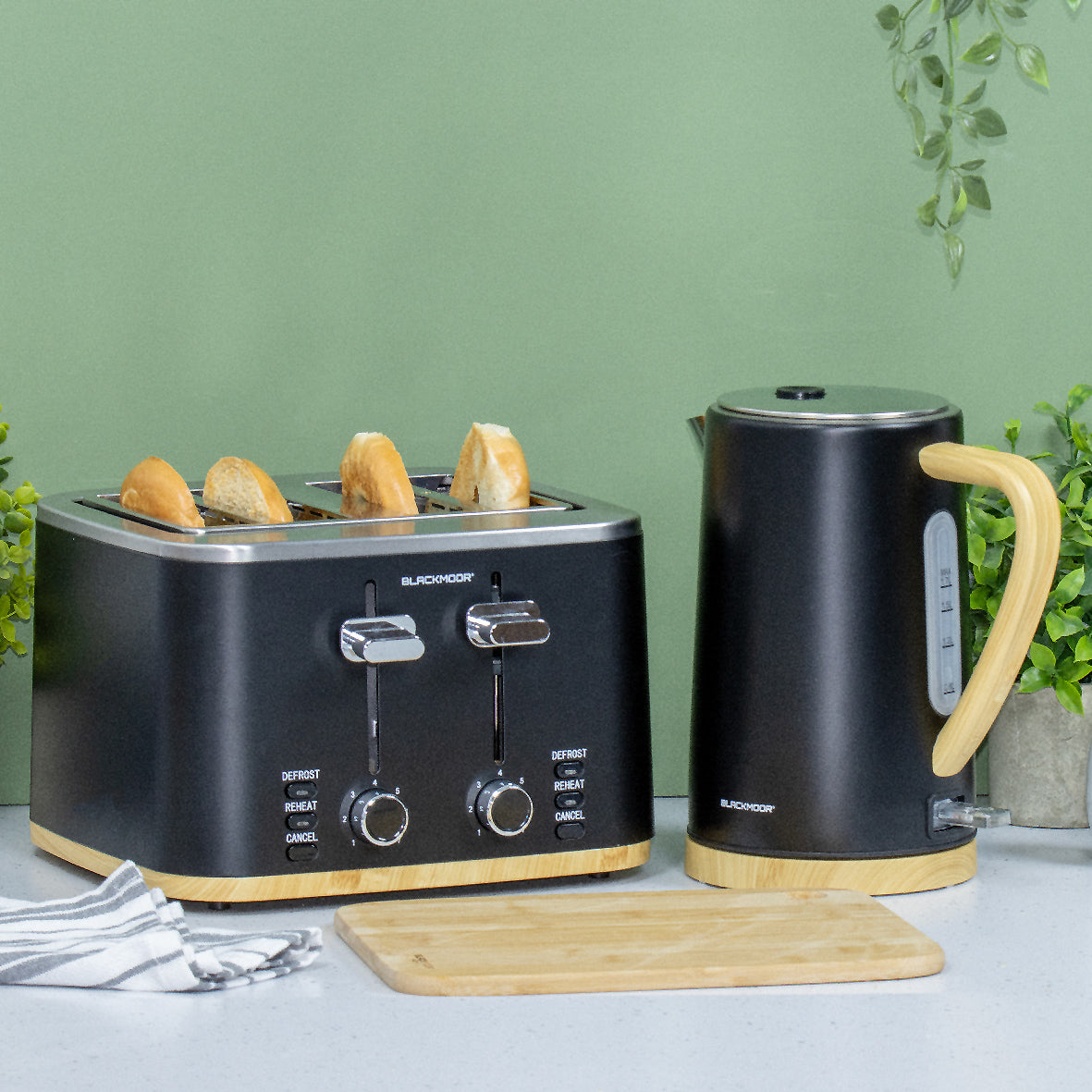 Nordic Style Black Electric Kettle