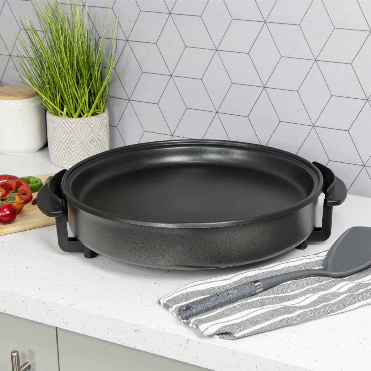 40cm Electric Frying Pan, by Quest