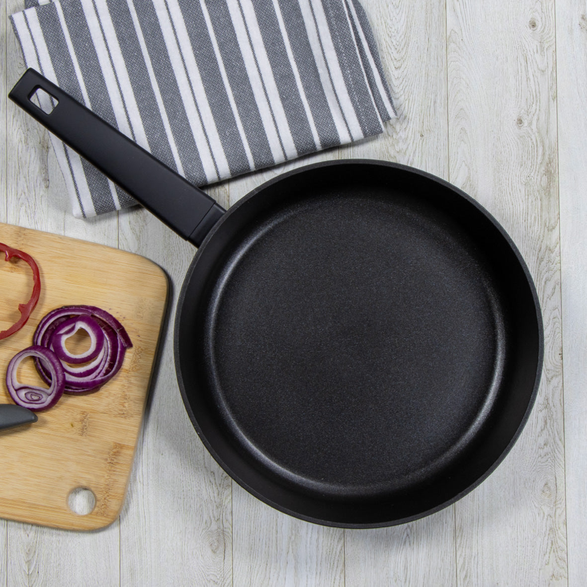 Neuvo 28cm Non Stick Frying Pan