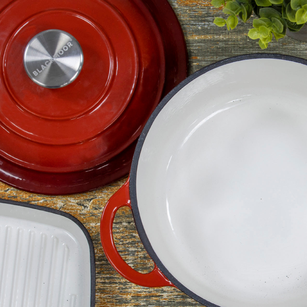 22cm Red Cast Iron Casserole Dish With Lid