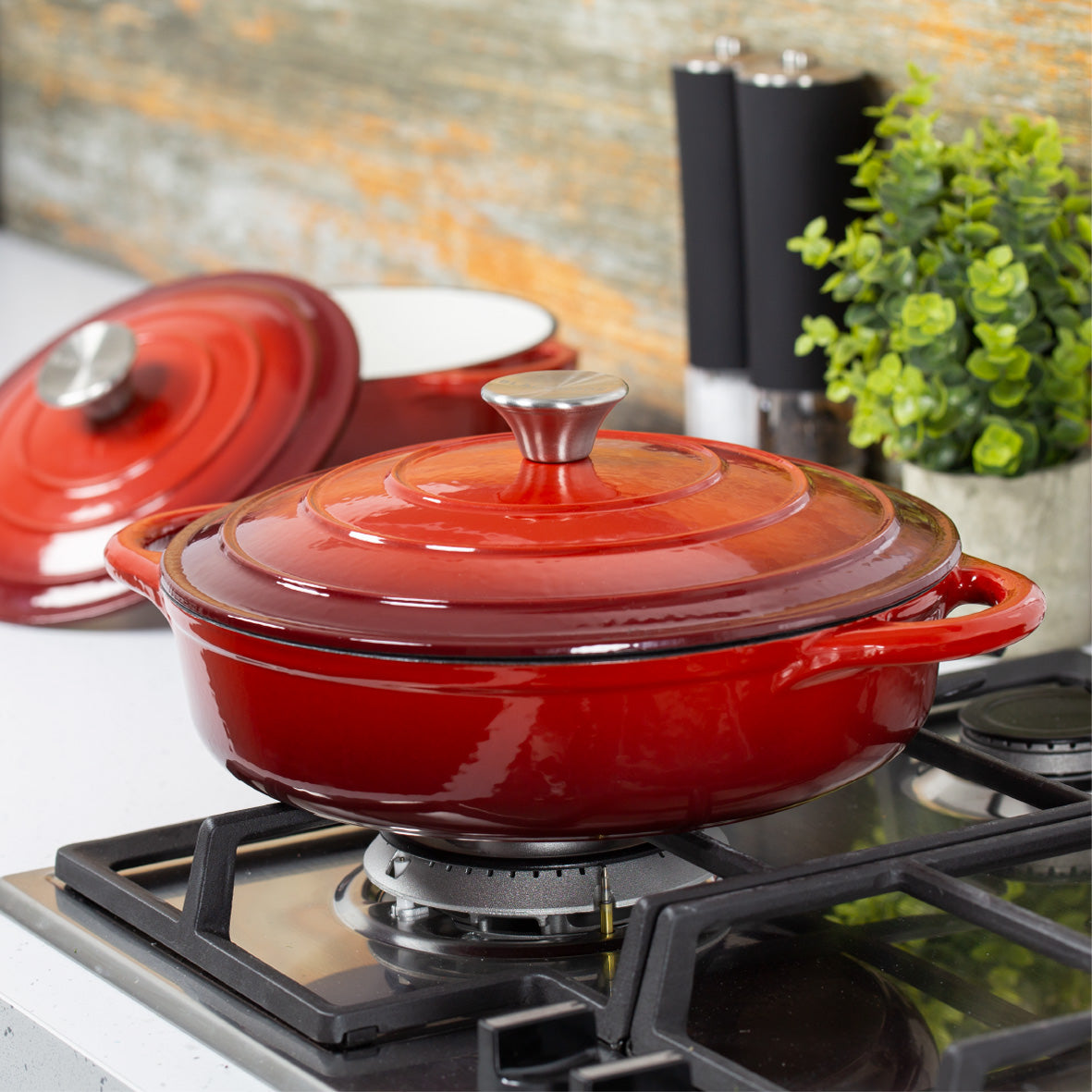 28cm Red Cast Iron Shallow Casserole Dish With Lid