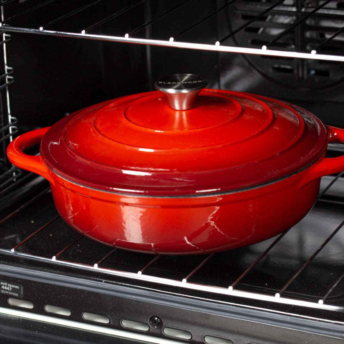 28cm Red Cast Iron Shallow Casserole Dish With Lid