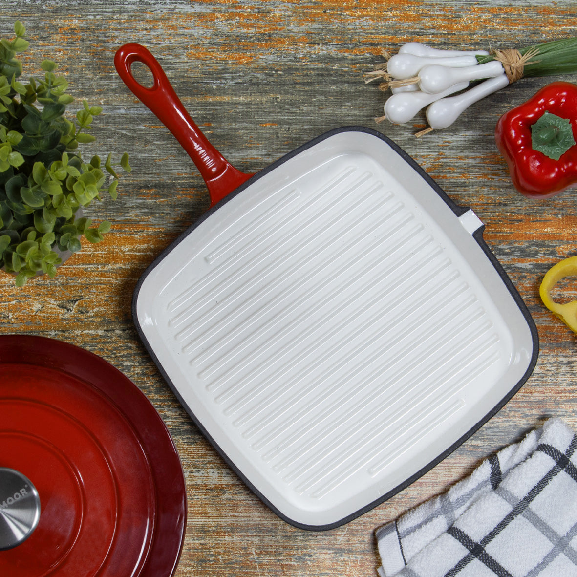 24cm Red Cast Iron Griddle Pan