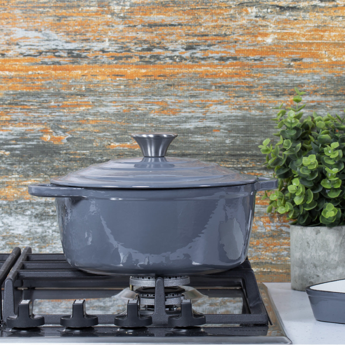 22cm Grey Cast Iron Casserole Dish With Lid